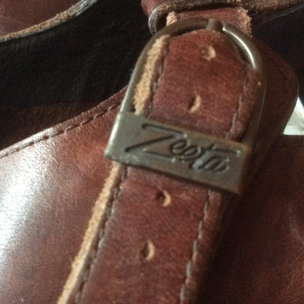 Zeeta Cinnamon Mary Jane Leather Buckle Shoes Size 41-US 9.5 - Picture 3 of 7